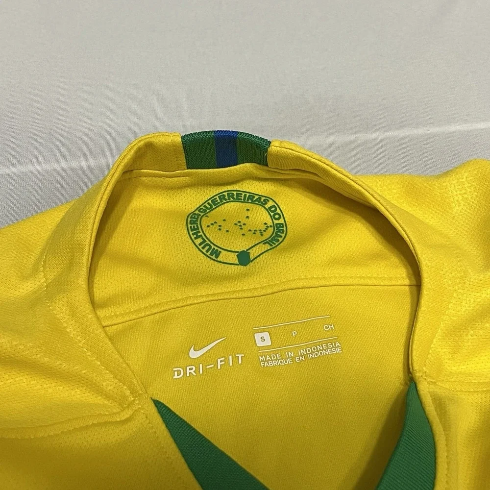Nike Brazil National Team Women's 2018 Yellow Soccer Kit Jersey Size Small